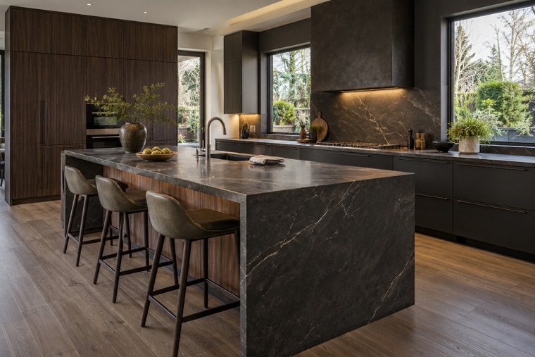 Stone island kitchen