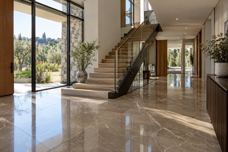 Porcelain slab interior